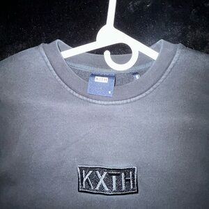 Kith (KXTH) Men's black Crewneck Sweater